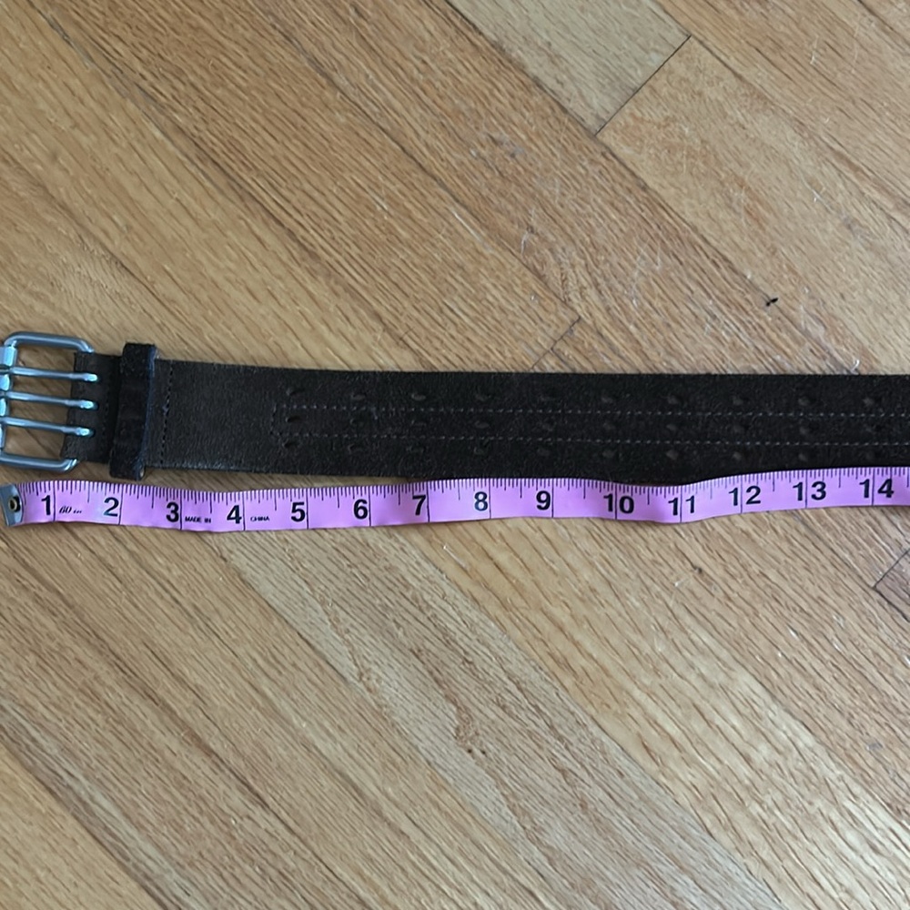 Brown suede belt - Picture 2 of 3